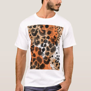 Animal skin: creative leopard pattern. T-Shirt