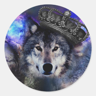 Animal wolf in crown classic round sticker