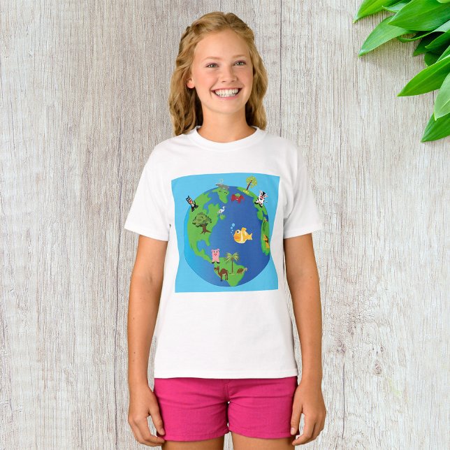 Animal World Map Cute Wildlife Illustration  T-Shirt (Creator Uploaded)