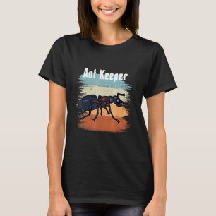 Ant Keeper Retro Vintage Ant Colony Farm Queen T-Shirt