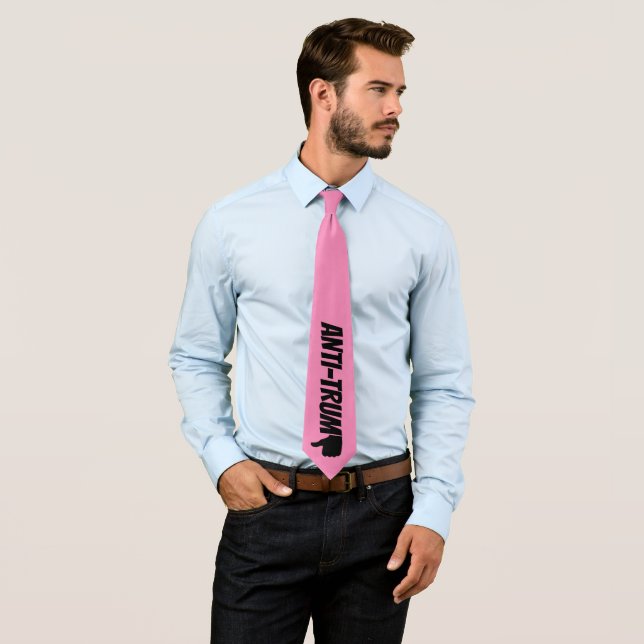 Anti-Trump / Thumbs down, Tie (In Situ)