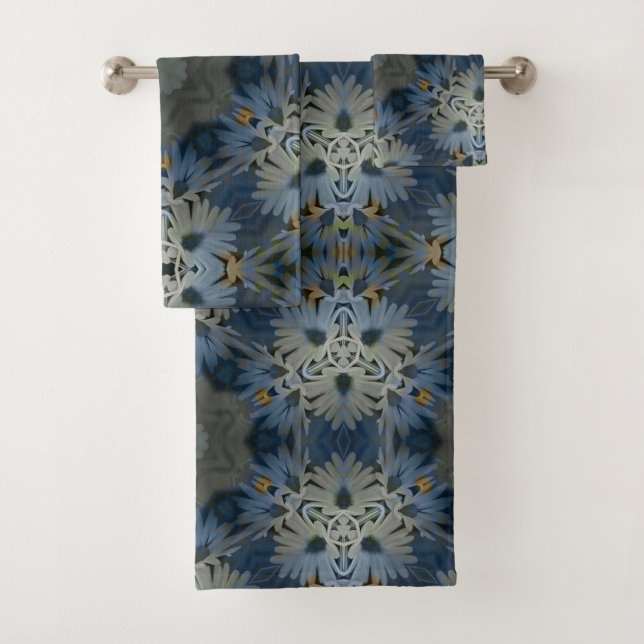 Antique Blue Daisy Floral Bath Towel Set (Insitu)