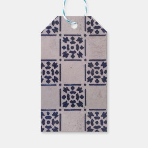 Antique Delft Tile Blue: Classic Dutch Art Pattern Gift Tags
