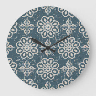 Antique Floral: Round Curve Seamless. Large Clock