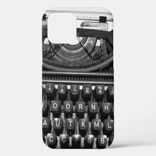 antique old typewriter used in correspondence60s r iPhone 12 case