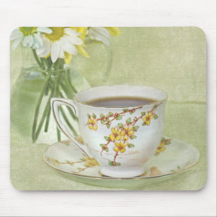 antique teacup with daisies mouse mat