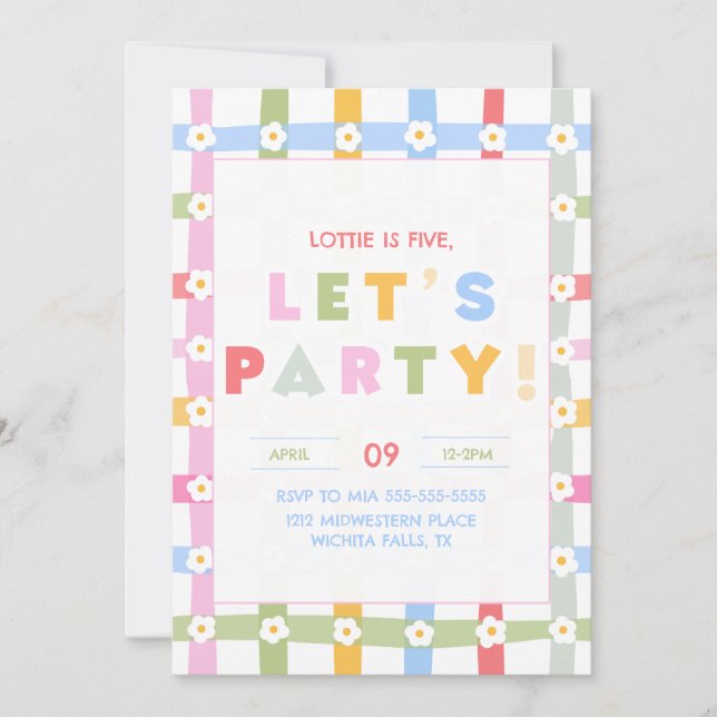 Any age Girly Daisy birthday Invitation (Front)