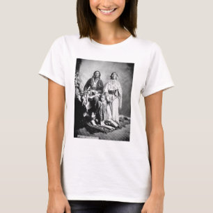 Apache Chief Antonio Maria with his family, 1897 ( T-Shirt