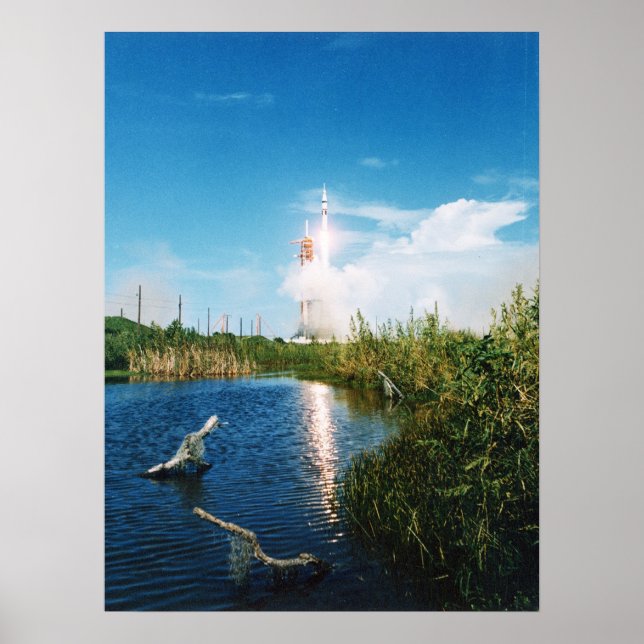 Apollo Launch (Apollo-Soyuz Test Project) Poster (Front)