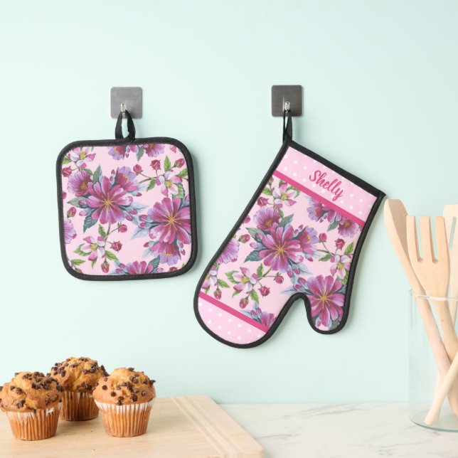 Apple Blossoms and Pink Polka Dots  Oven Mitt & Pot Holder Set (Insitu(Hanging))