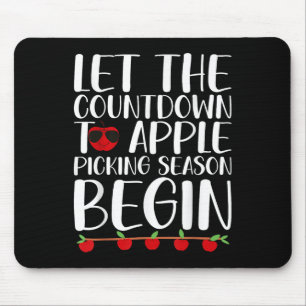 Apple Picking Season 2025 Fall Orchard Harvest Fun Mouse Mat
