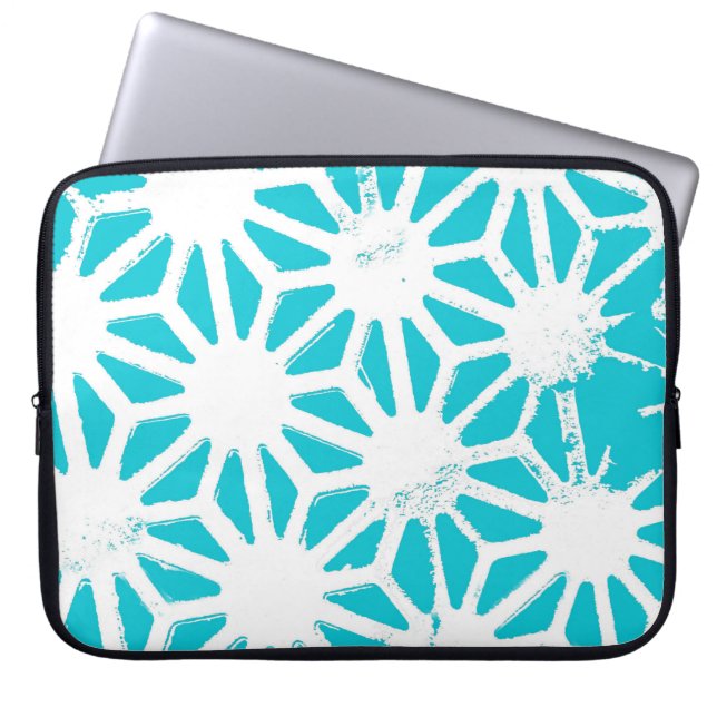 Aqua geometric pattern laptop sleeve (Front)