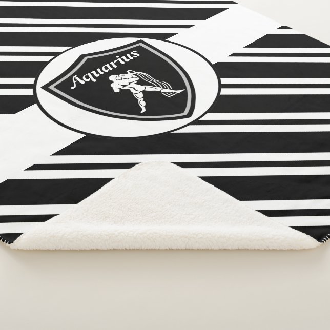 Aquarius symbol sherpa blanket (3/4)