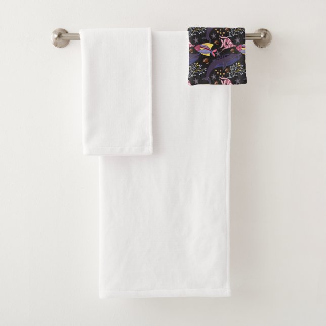 Aquatic animals pattern | ocean underwater life 21 bath towel set (Insitu)