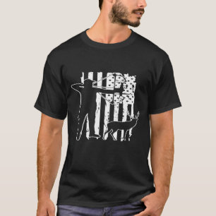 Archery Distressed American Flag Deer Hunting T-Shirt