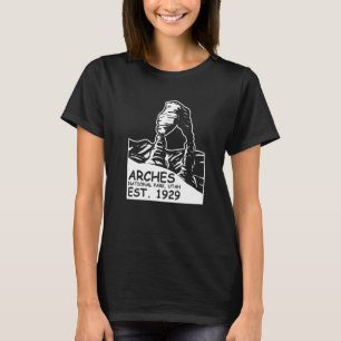 Arches National Park Hiking Utah Vacation 1 T-Shirt