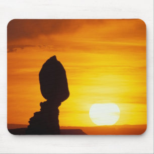 Arches National Park, UT Balance Rock at Mouse Mat