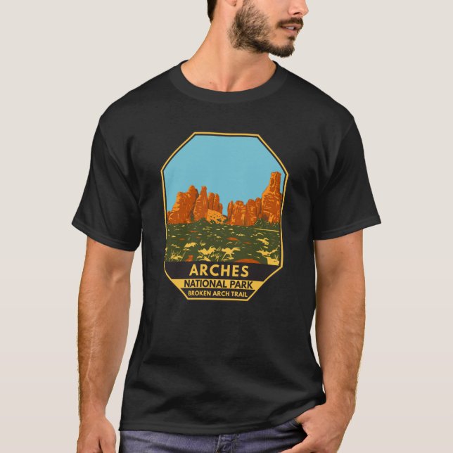 Arches National Park Utah Broken Arch Trail Retro T-Shirt (Front)
