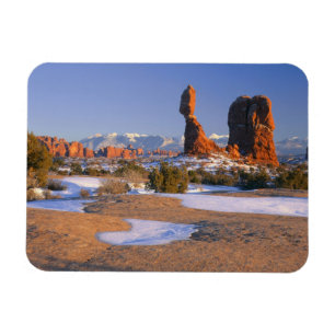 ARCHES NATIONAL PARK, UTAH. USA. Balanced Rock Magnet