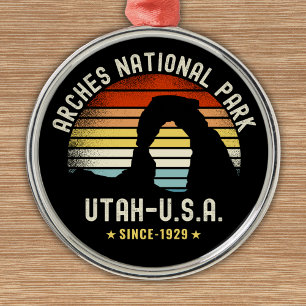 Arches National Park Utah Vintage Sunset Metal Tree Decoration