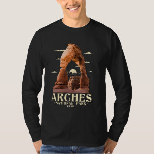 Arches National Park Vintage Retro Hiking Camping T-Shirt
