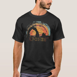 Arches - Us National Park Vintage T-Shirt