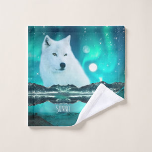 Arctic wolf and magical night with northern lights bath towel set