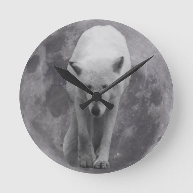 Arctic Wolf Moon Round Clock (Front)