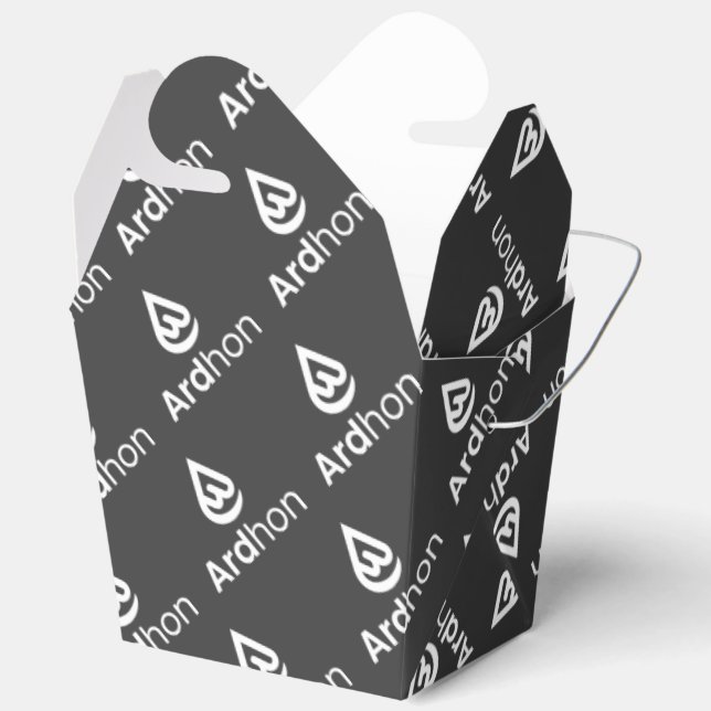 Ardhon - wear your style, your way throw pillow favour box (Open)