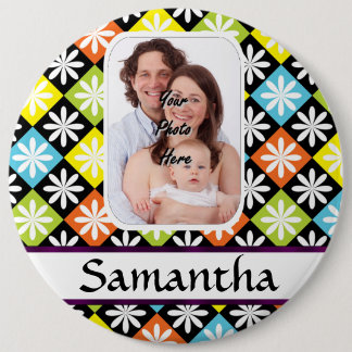 Argyle daisy pattern 6 cm round badge