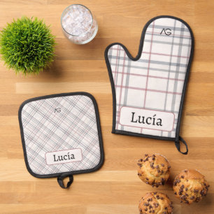 Aria Grace Frost & Sky Nordic Plaid Pattern Name Oven Mitt & Pot Holder Set