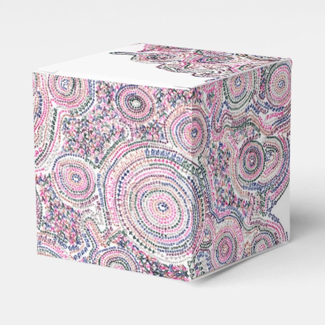 Arithmetic mandala with white triangles favour box (Front Side)