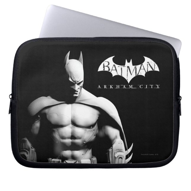 Arkham City | Batman Black and White Wide Pose Laptop Sleeve (Front)