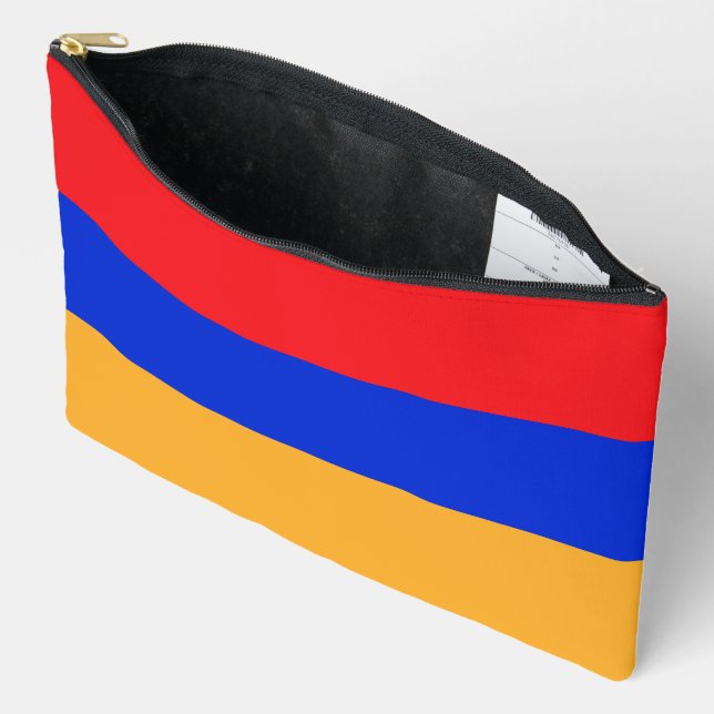 Armenia flag accessory pouch (Open)