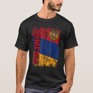 ARMENIAN FLAG Big Flag Vintage Distressed ARMENI T-Shirt