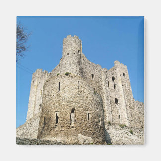 Around Britain,    Rochester castle Magnet
