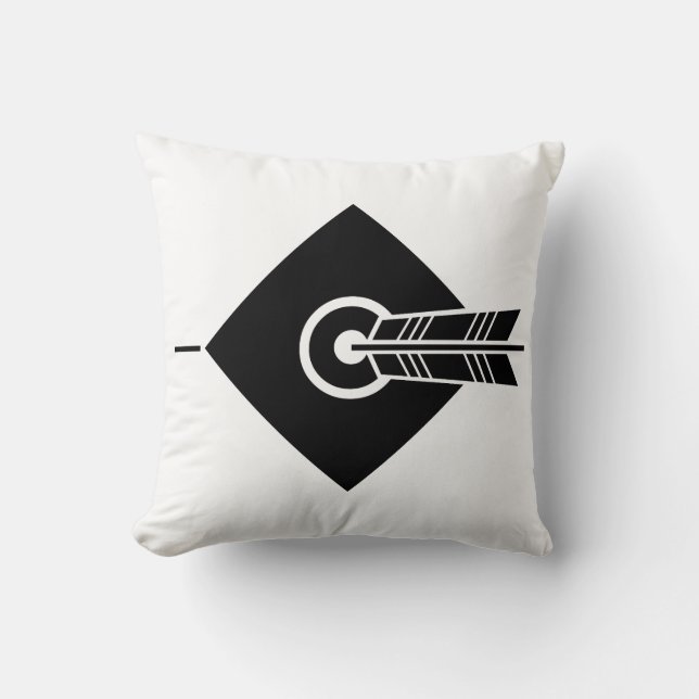 Arrow hit target cushion (Front)