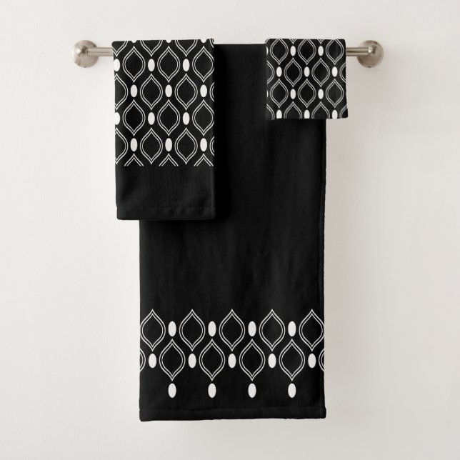 Art Deco Pearls Black And White Pattern Bath Towel Set (Insitu)