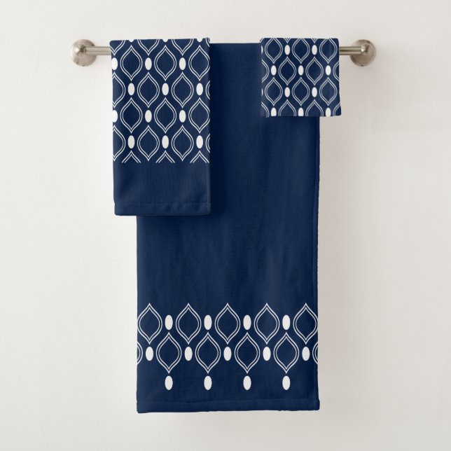 Art Deco Pearls Blue And White Pattern Bath Towel Set (Insitu)