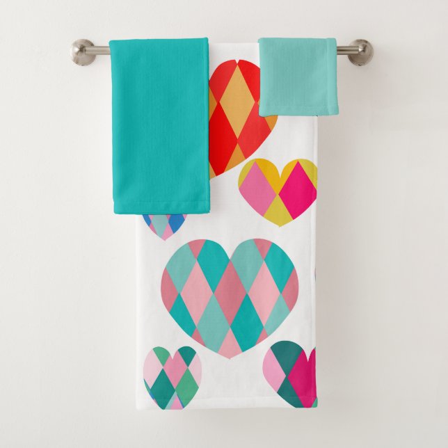 Art Deco Valentine's Bath Towel Set (Insitu)