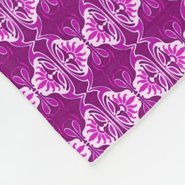 Art Deco wallpaper pattern - purple and white Fleece Blanket (Corner)