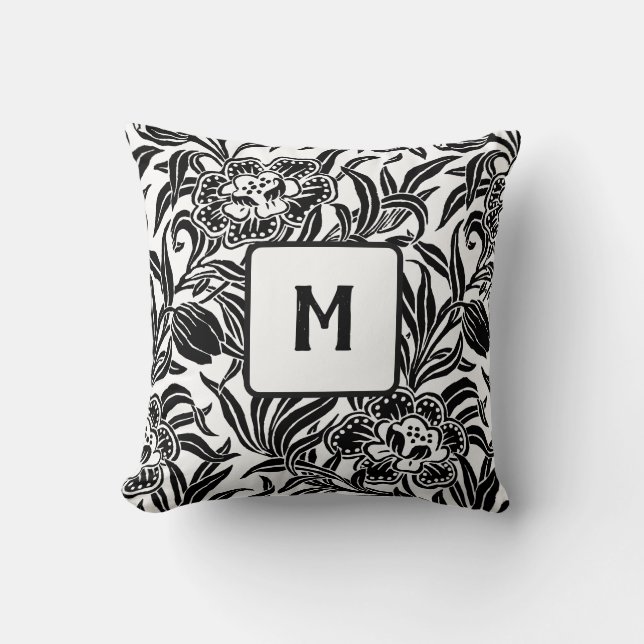 Art Nouveau Vintage Botanical Floral Pattern  Cushion (Front)