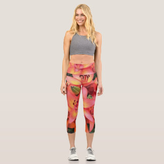 Artisitc Coral Coloured Garden Lilies Capri Leggings