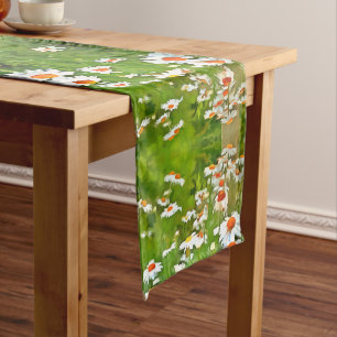 Artistic Bright and Colourful White Garden Daisies Short Table Runner