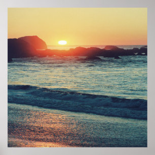 As the Sun sets...... Poster