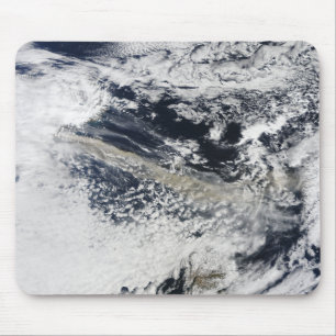 Ash plume from Eyjafjallajokull Volcano Mouse Mat