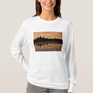Asia, Cambodia, Siem Reap, Angkor Wat (b. 12th T-Shirt