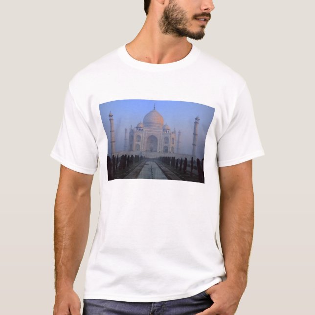 Asia; India; Agra. Taj Mahal. T-Shirt (Front)