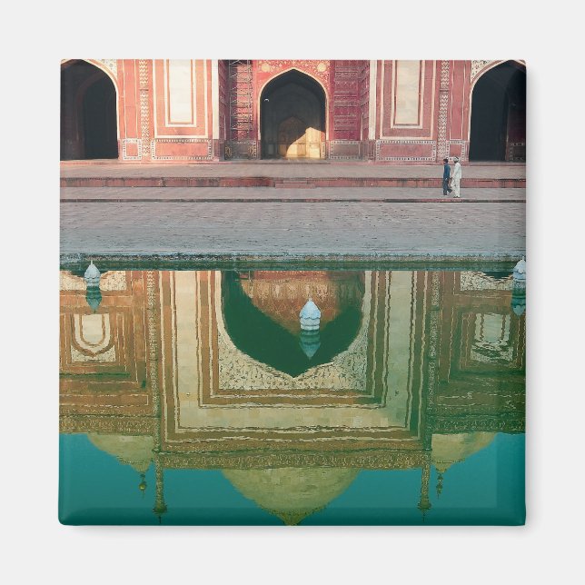 Asia, India, Uttar Pradesh, Agra. On the 2 Magnet (Front)