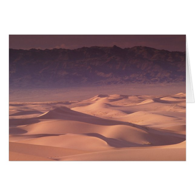 Asia, Mongolia, Gobi Desert, Gobi Gurvansaikhan (Front Horizontal)